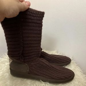 11-16 Skechers brown boots cable knit 6.5